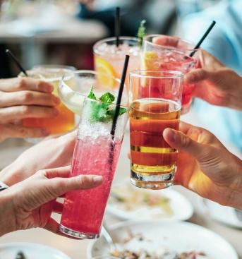 drinks-2578446_1920.jpg